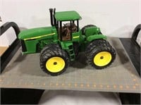 John Deere 9200 tractor