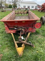 NEW HOLLAND MANURE SPREADER