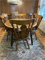 Beechbrook Kitchen Table w/6 Chairs & extra board
