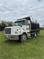 1996 Volvo Dump Truck 666K Miles, Detroit Diesel