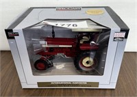 TOY FARMALL 544 TRACTOR