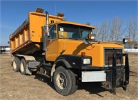 1991 White GMC Volvo Heavy Duty Highway Dump