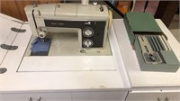 Sears, Kenmore sewing machine & accessories