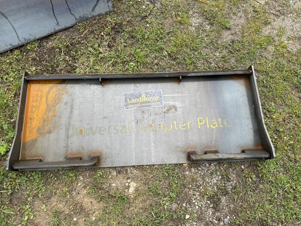 WELD ON PLATE FOR SKID STEER