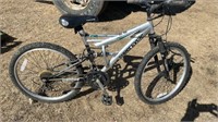 18 Speed Bicycle. Very nice condition
