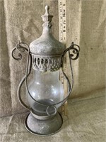 Antique looking lamp