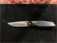 Buck knife