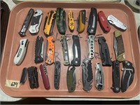 26 pocket knives