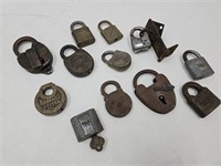 Vintage Pad Locks Harvard, Yale, & Others