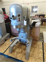 HOBART H600T MIXER