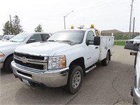 2011 CHEV. 3500HD W/ SERVICE BOX   WHITE