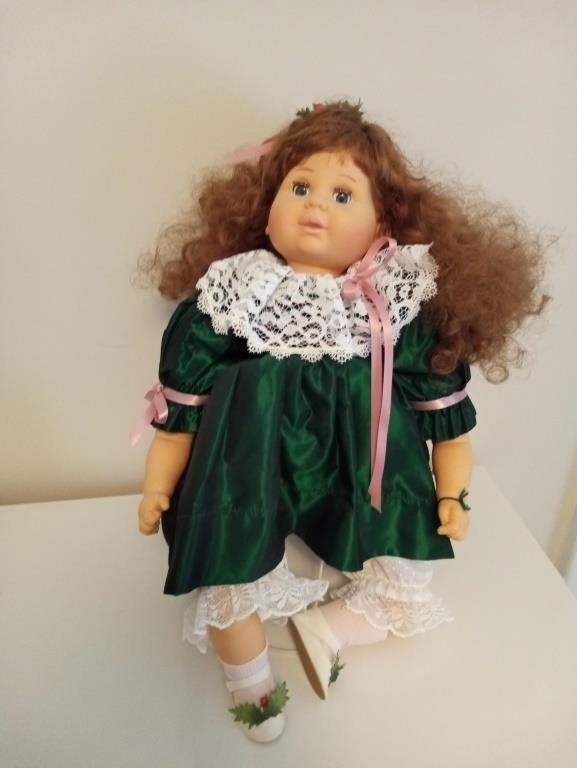 1987 Robin Woods 22" collectable doll