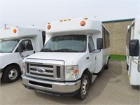 2008 FORD SHUTTLE BUS (VM03)   WHITE