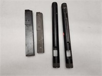 (4Pcs.) SUBMACHINE GUN DUMMY RECEIVERS AND MAGS