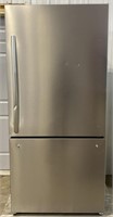 Mora 22.3 cu. ft. Bottom-Freezer Refrigerator