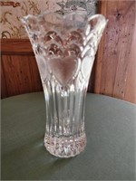 Art glass 7 inch tall Crystal Vase Frosted Hearts