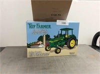 Ertl Toy Farmer JD 4230 diesel w/4-post Roll Gard,