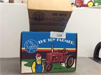 Ertl Toy Farmer Farmall Super M-TA, 1991 Natl Farm