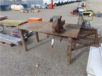 STEEL BENCH W/ VISE