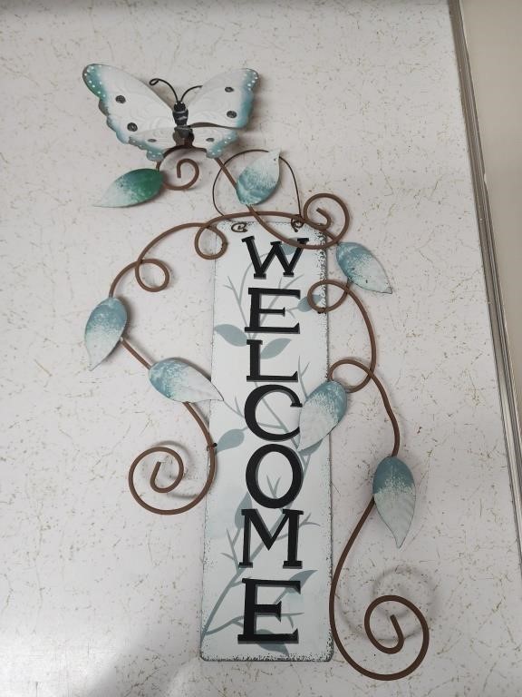 8x17 metal welcome sign