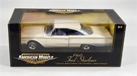 AMERICAN MUSCLE 1/18 SCALE 1960 FORD STARLINER