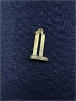 World trade center twin towers pendant