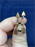 Arrow screw back earrings vintage