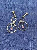 Screw back clip earrings
