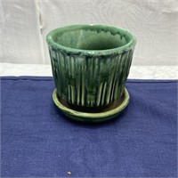Mccoy pottery planter
