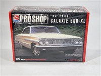 AMT PRO SHOP 1/25TH '64 GALAXIE 500 XL MODEL KIT