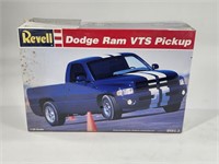 REVELL 1/25TH DODGE RAM VTS PICKUP MODEL KIT