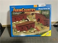 Ertl Farm Country sheep farm set