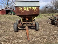 Small feed wagon