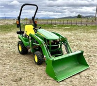 NEW John Deere 1023E 4wd Tractor