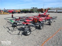 14' Massey Ferguson TD1658 Hay Tedder