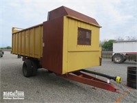 Newhouse Feed Wagon