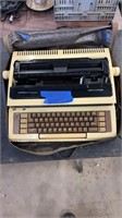 Electric Smith-Corona typewriter ultrasonic 2