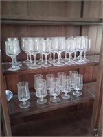 Assorted lot of glasses