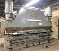 CHICAGO 200-Ton HYD. Press Brake (12' x 200 Ton)