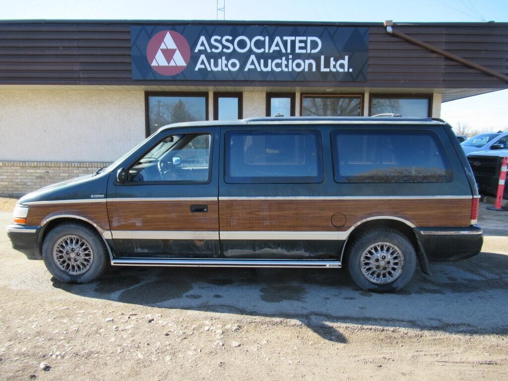 1993 PLYMOUTH GRAND VOYAGER