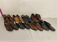 8 Pairs Of Men's Shoes Size: 10.5