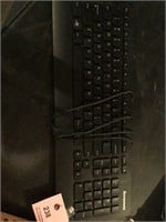 Lenovo Keyboard with connect cord