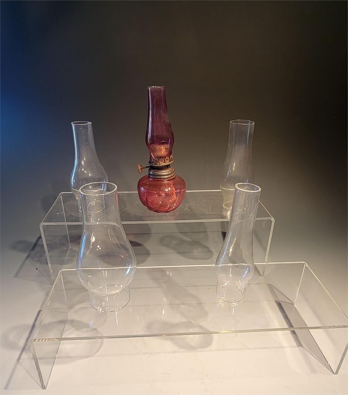 Red oil lamp w 4 clear tops