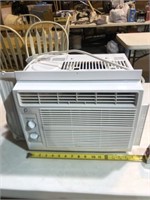 Perfect Air 5,000 BTUs Air conditioner- missing