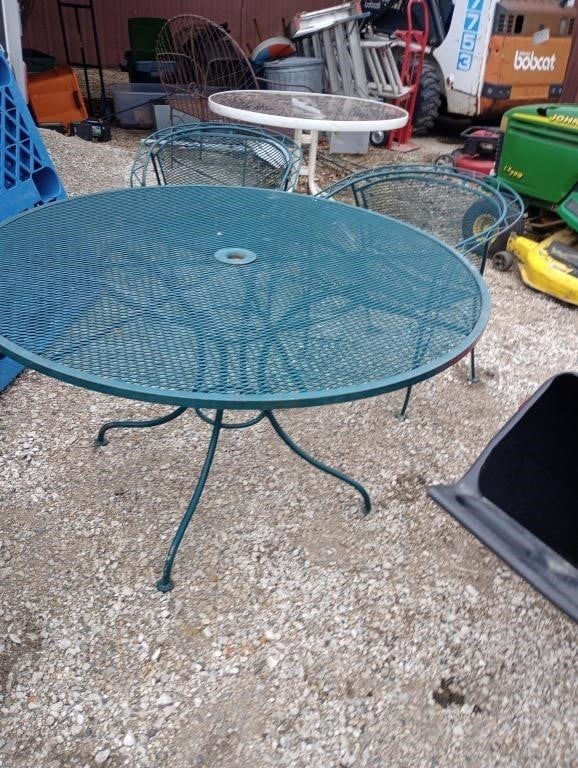 patio table with 4 chairs