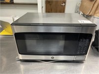 GE Microwave - 950-watt