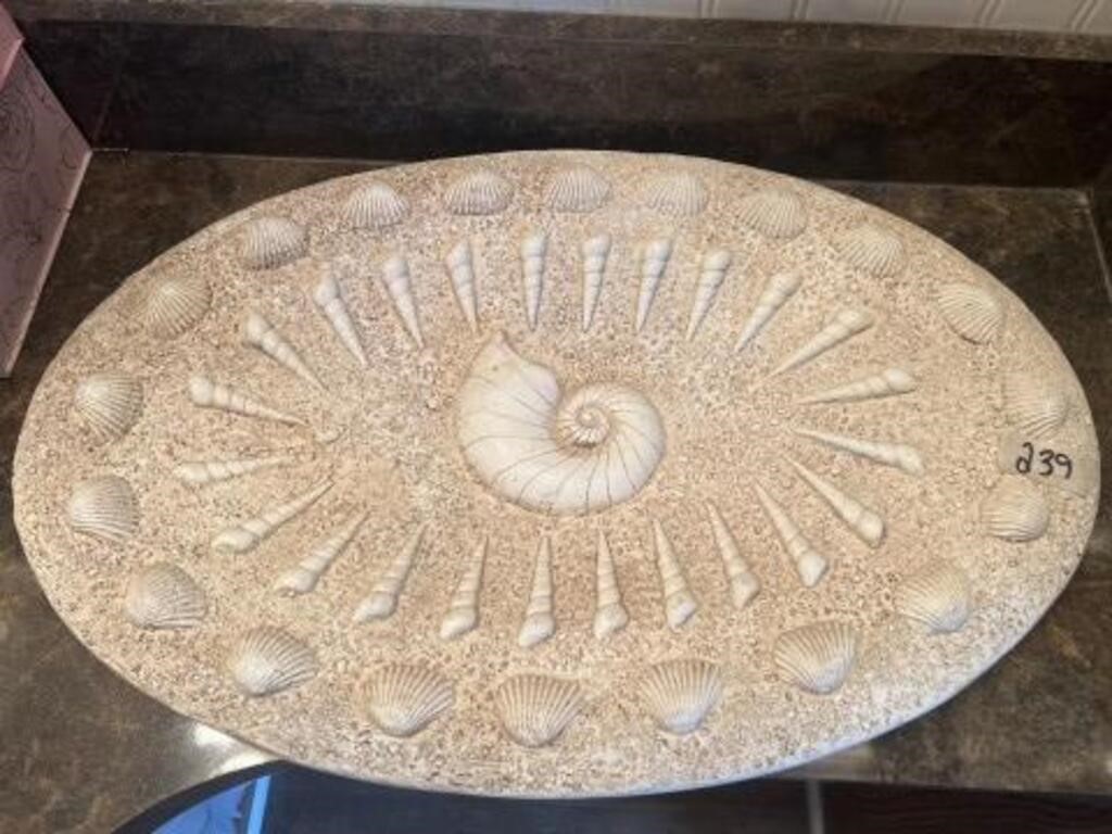 Plaster sea shell decorative plate