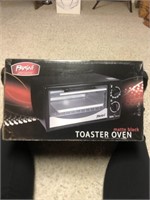 New in box Parini matte black toaster oven