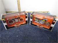 2-- 1:18 DIECAST HARLEY DAVIDSON MOTORCYCLES