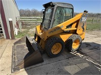 2054 Mustang Skidloader- Later Pick Up Date